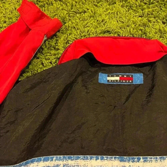 Vintage Tommy Hilfiger 1/4 Zip Pullover Windbreaker - Picture 7 of 9